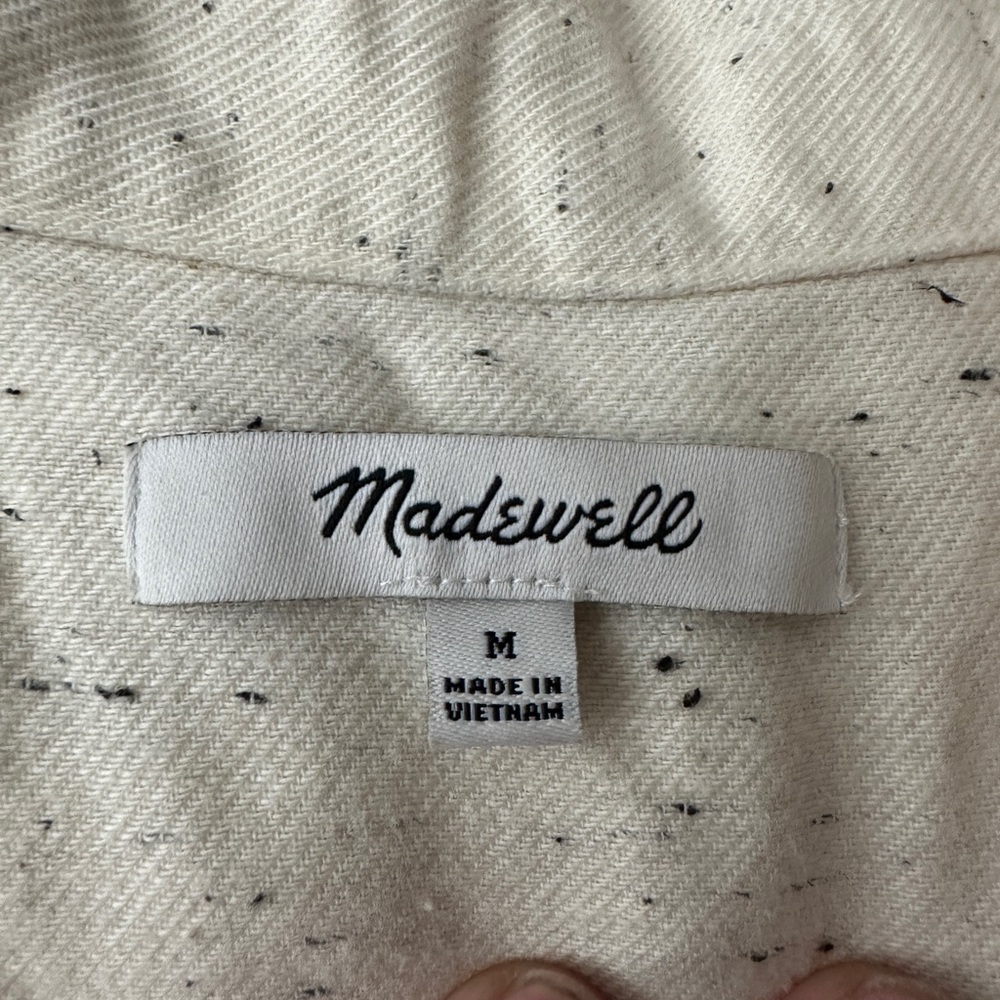 Madewell shacket - Picture 2 of 4